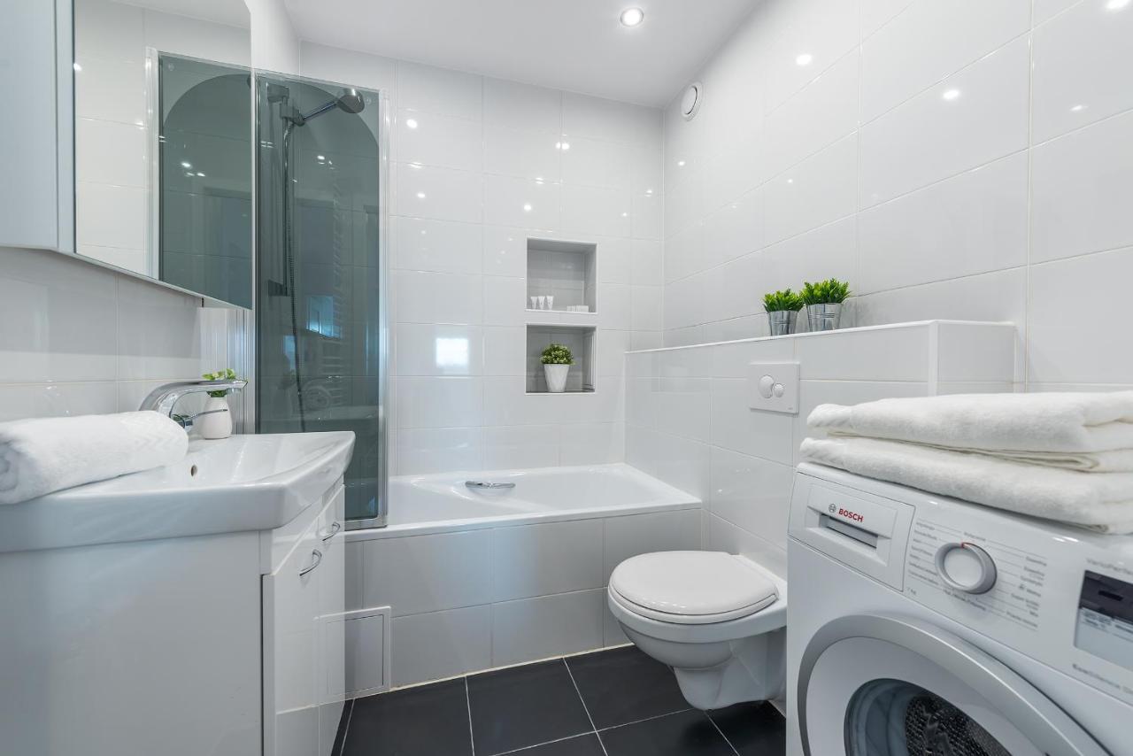 Szczesliwice Ochota P&O Serviced Apartments Варшава Экстерьер фото