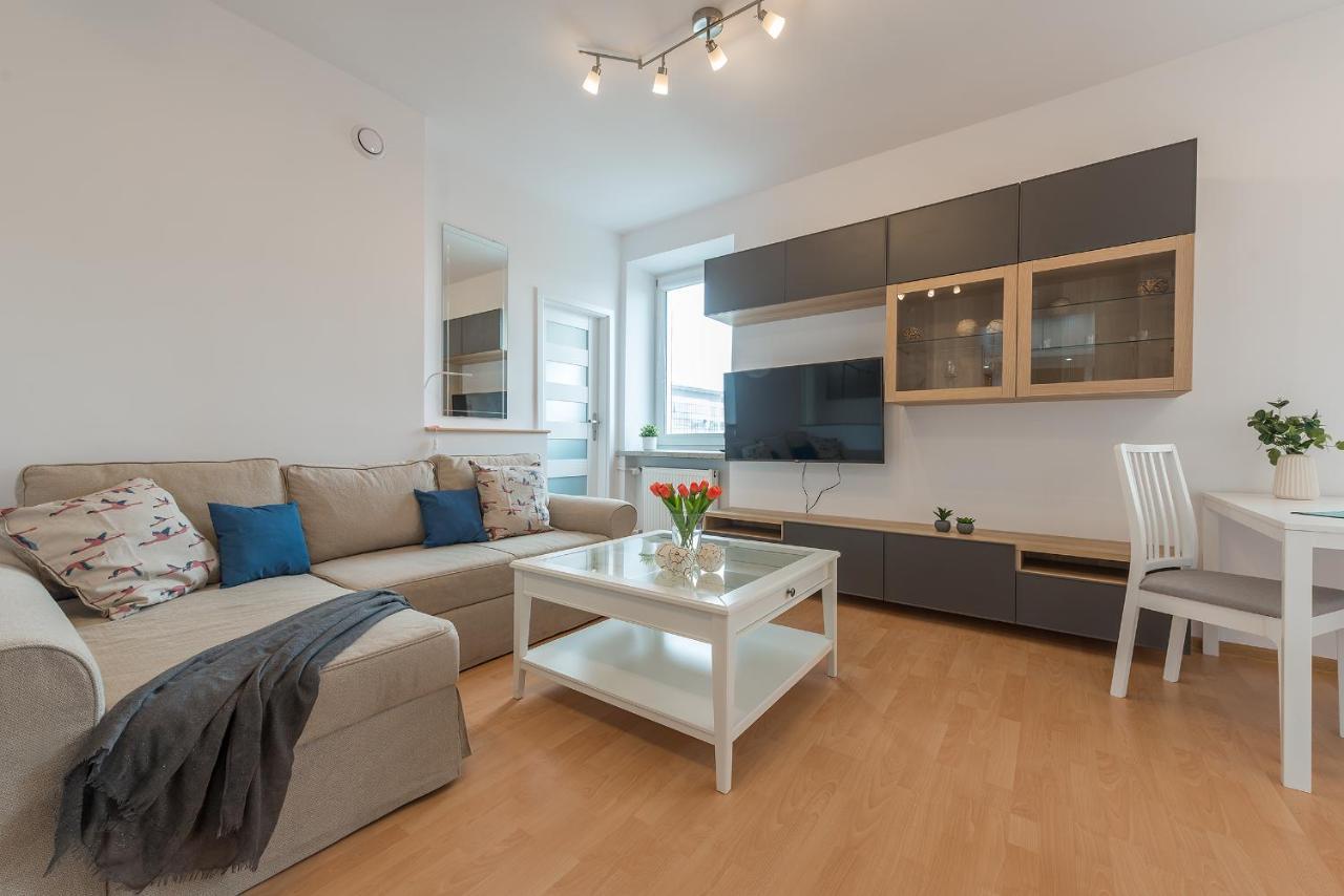 Szczesliwice Ochota P&O Serviced Apartments Варшава Экстерьер фото